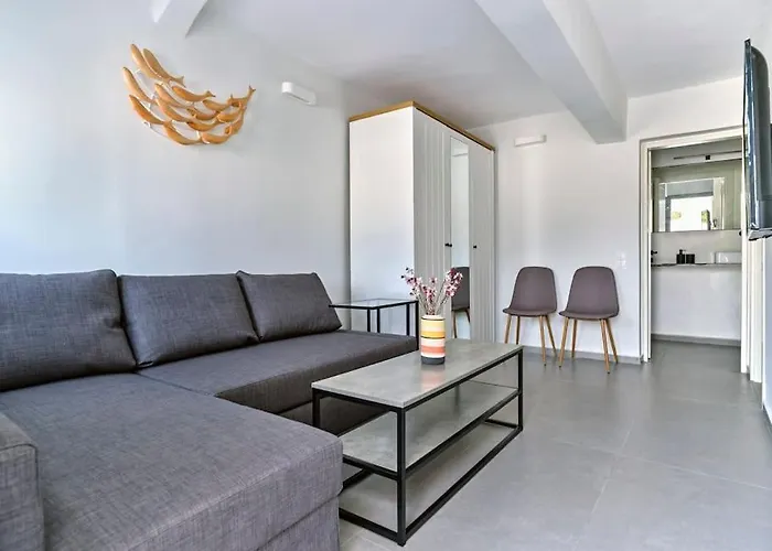 Дом отдыха Thyme House Isterni (Paros)